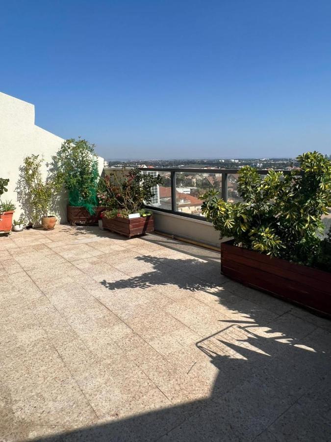 Ferienwohnung סטודיו חדש ויפה עם נוף לים Netanja Exterior foto