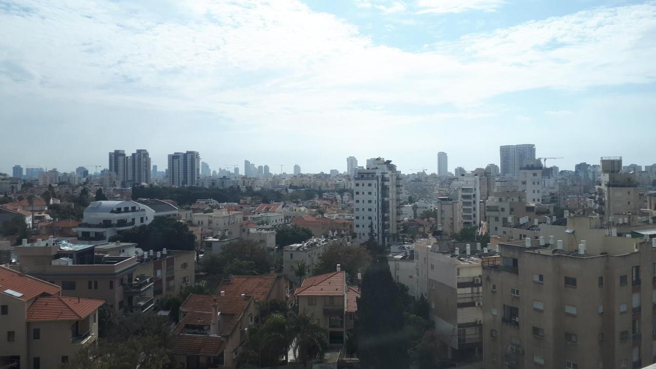 Ferienwohnung סטודיו חדש ויפה עם נוף לים Netanja Exterior foto